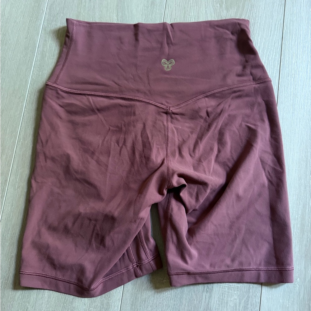 Aritzia TNA Mauve High-Rise Bike Shorts